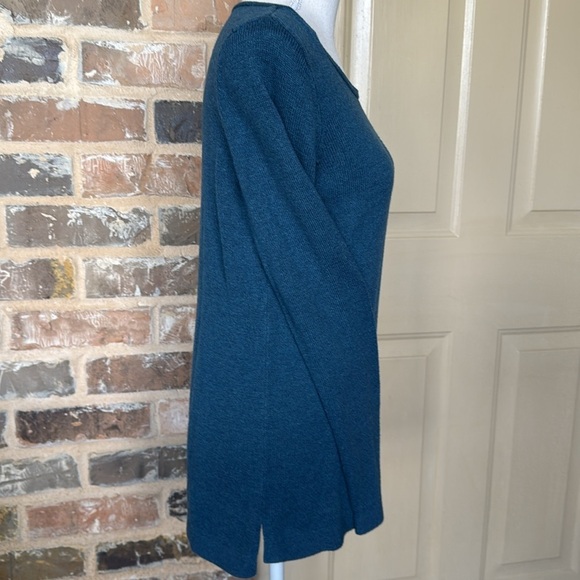 Teal Blue Long Sleeve Sweater Timeless Classic Crewneck Pullover Soft Knit Sz M - Picture 6 of 15